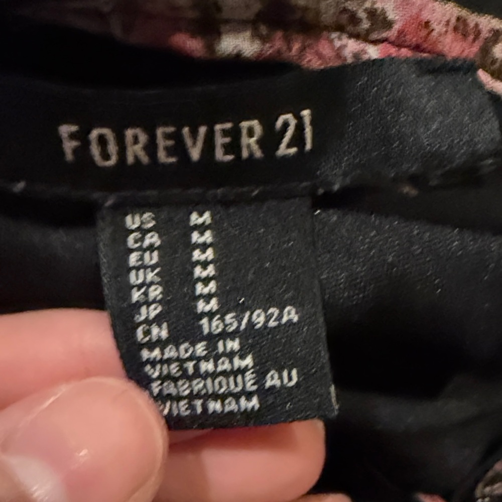 Forever 21 Black and Pink Cross Dress, Size Medium - Picture 12 of 12